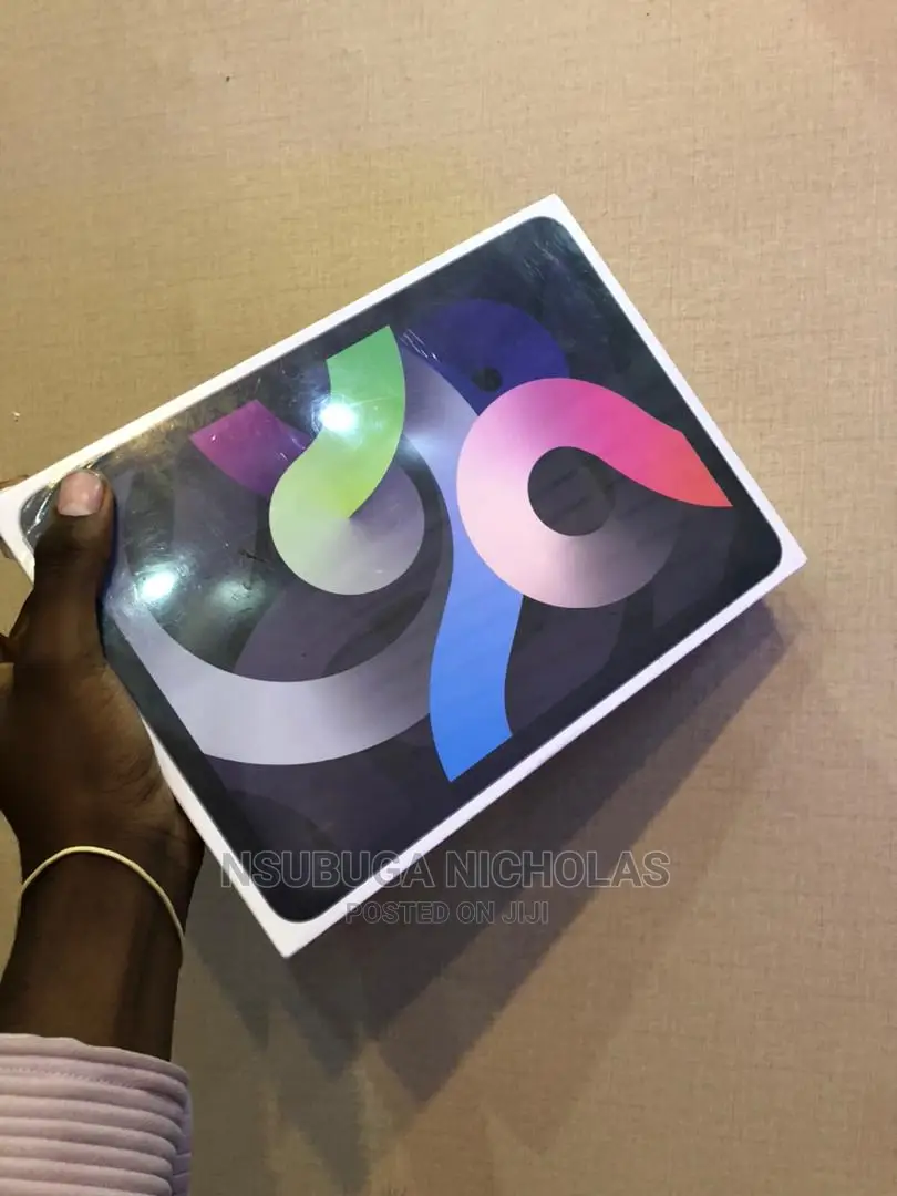 New Apple iPad Air (2022) 256 GB Silver