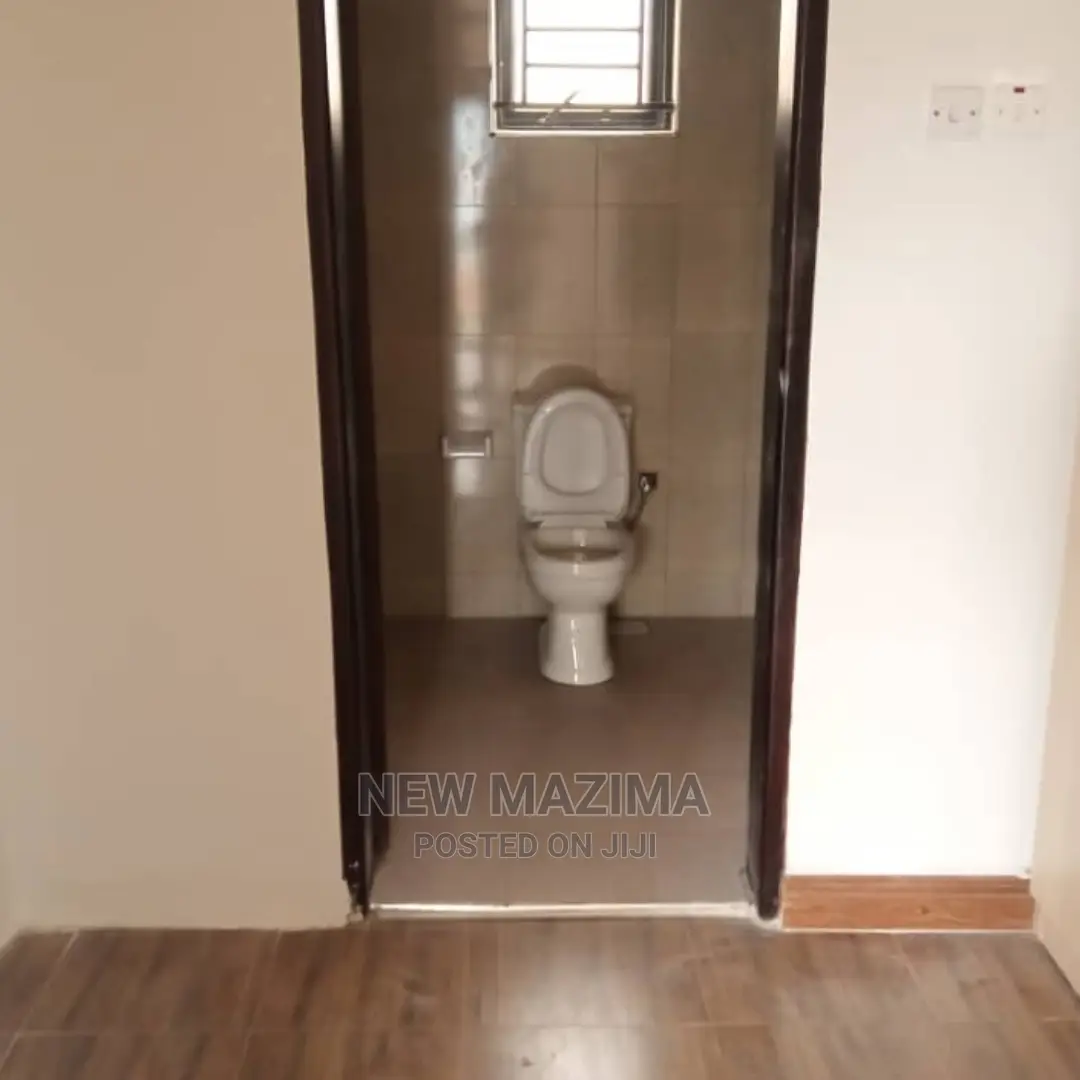 4bdrm House in Akhright Ntebe Rd, Central Division for sale