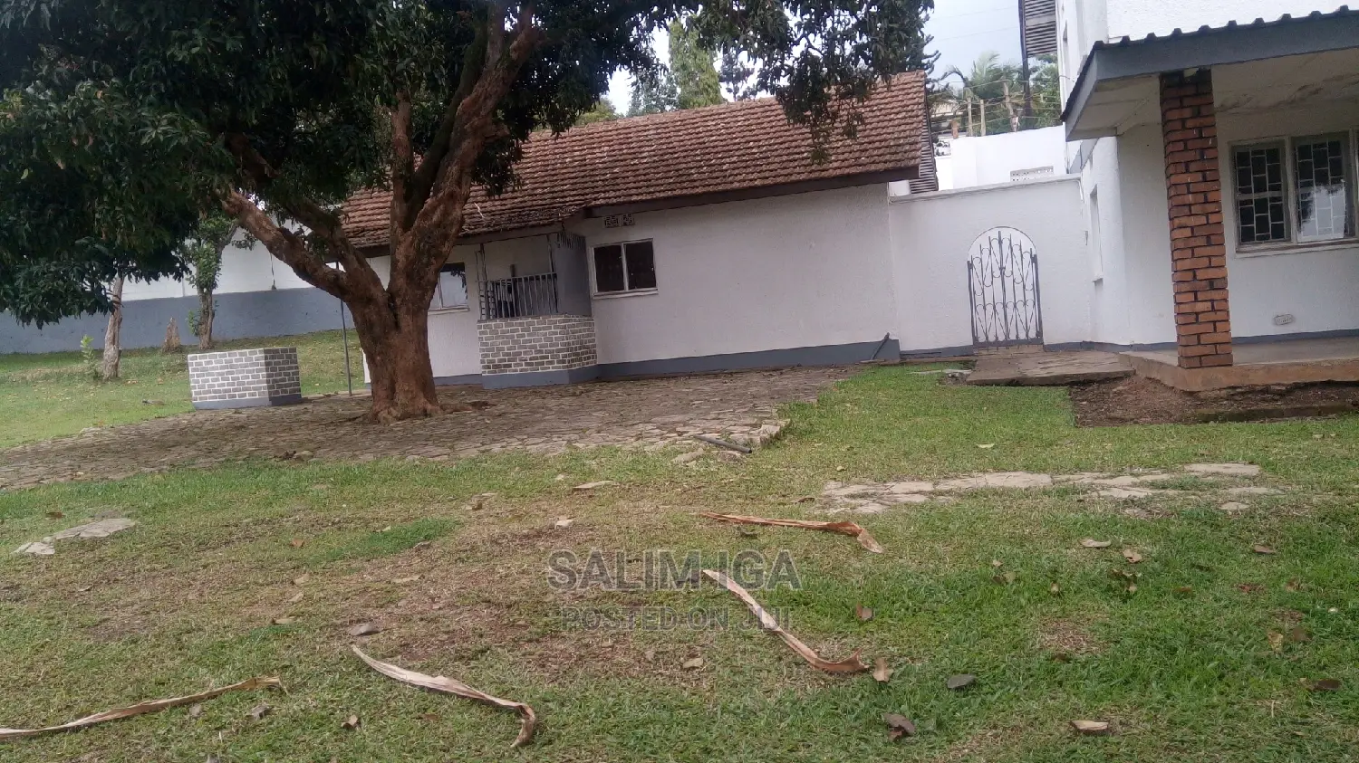 6bdrm Duplex in Kololo Property, Central Division for Rent