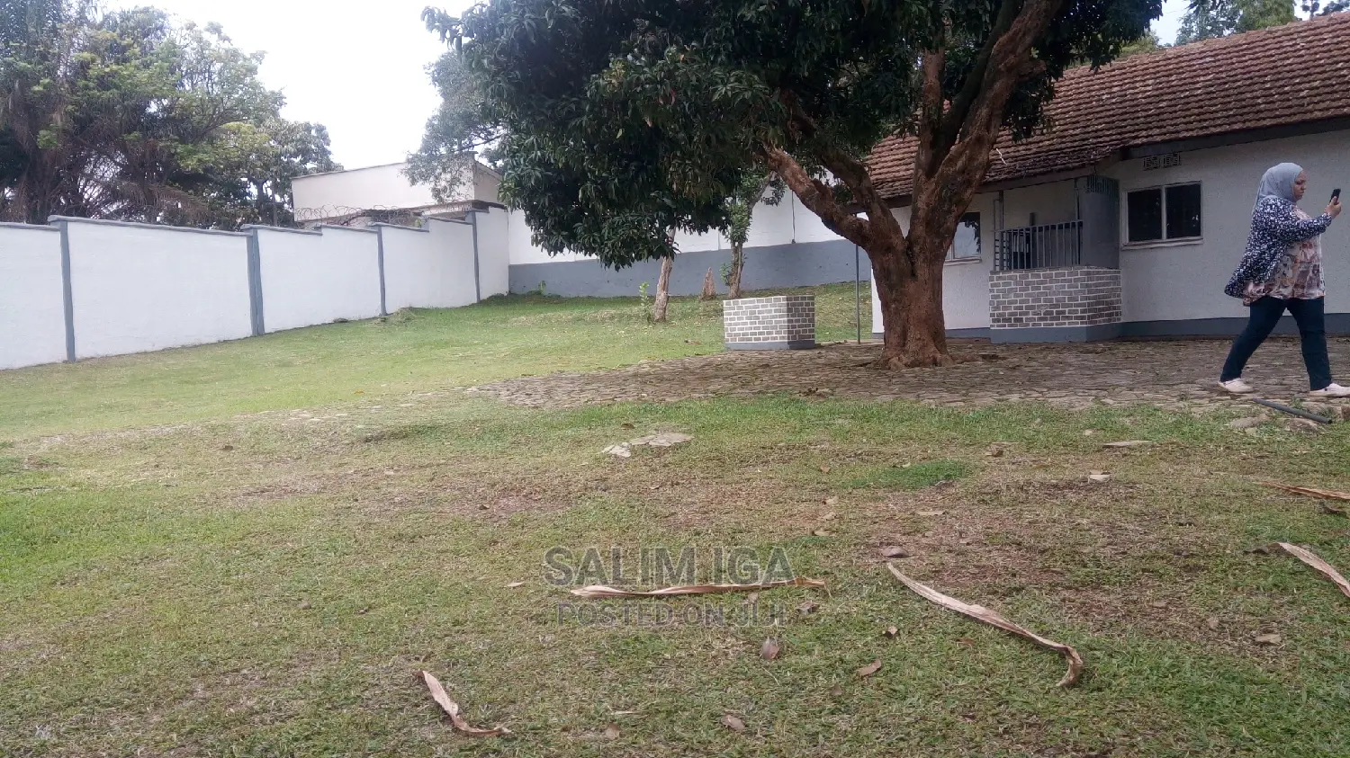 6bdrm Duplex in Kololo Property, Central Division for Rent