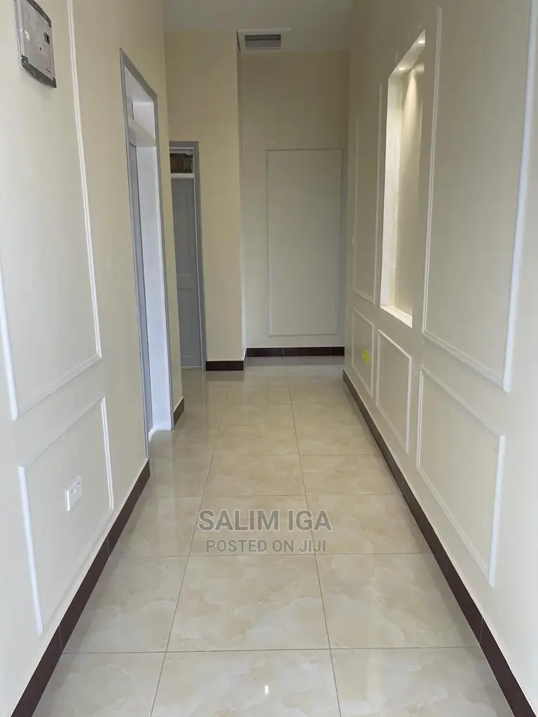6bdrm Duplex in Kololo Property, Central Division for Sale