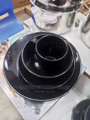 16pieces Black Dinner Set 4cups,4plates,4bowels,4sideplates