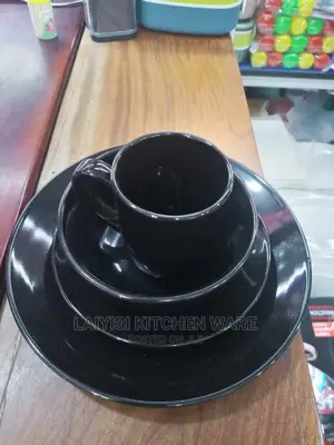 16pieces Black Dinner Set 4cups,4plates,4bowels,4sideplates