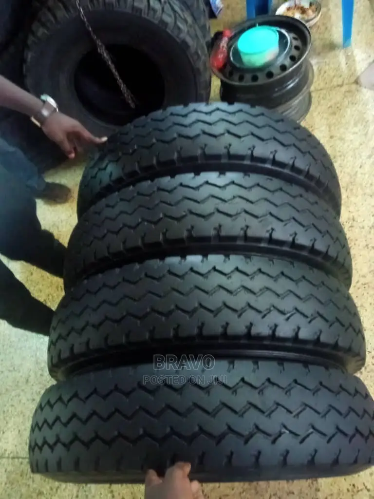 ELF,Canter,Nissanpatrol Ambulance Usedtyres 7.50-16dunlop