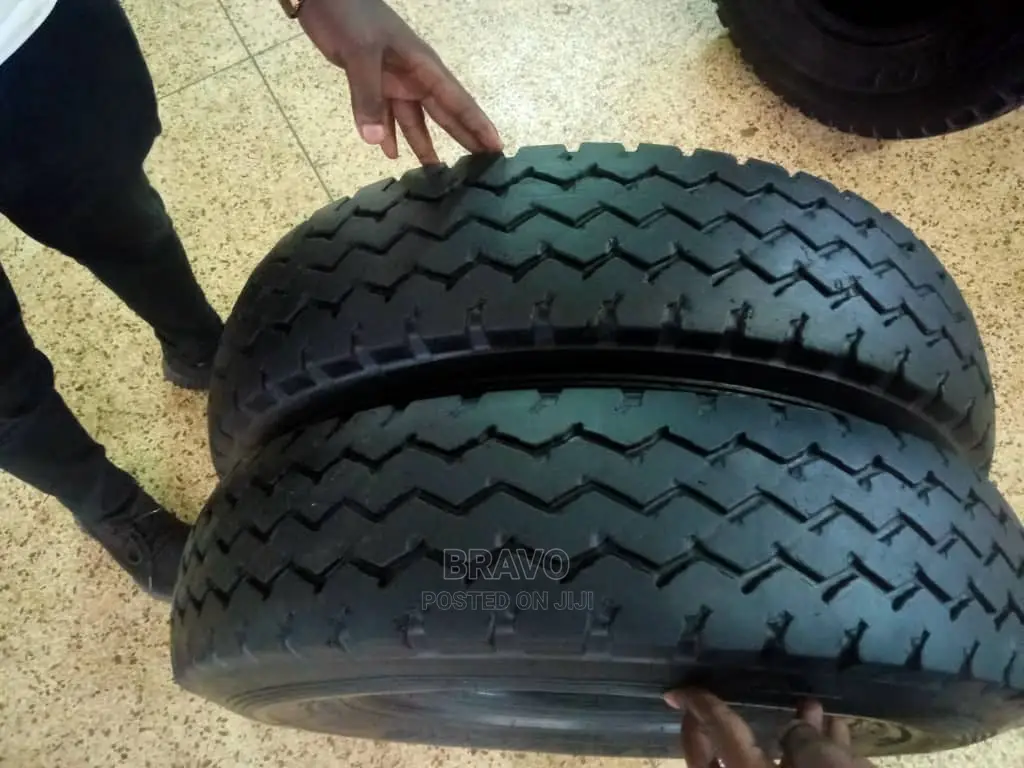 7.50-16 USED TYRES DUNLOP for Canter, Isuzu Elf, Ambulance