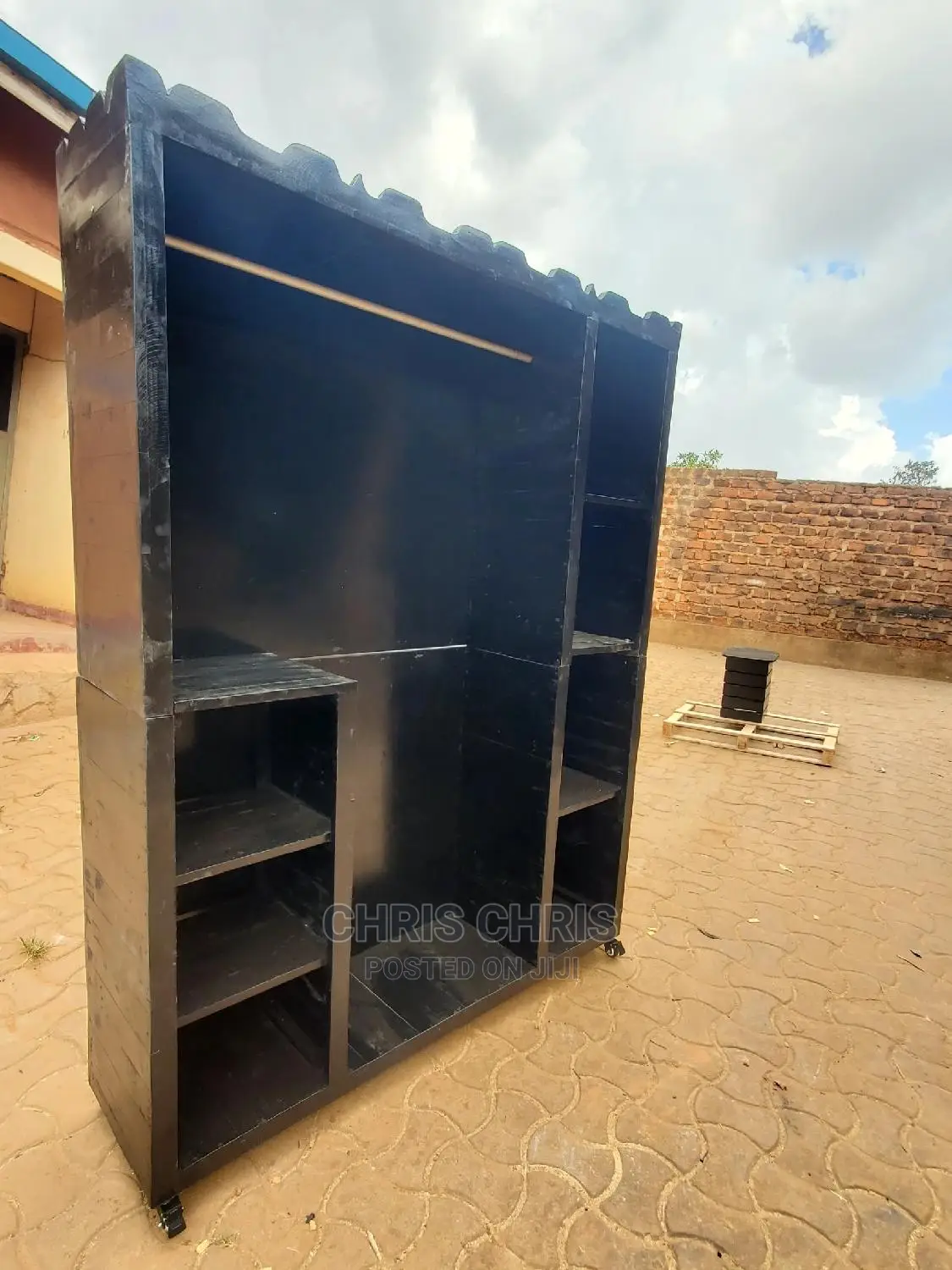 Pallet Wardrobes