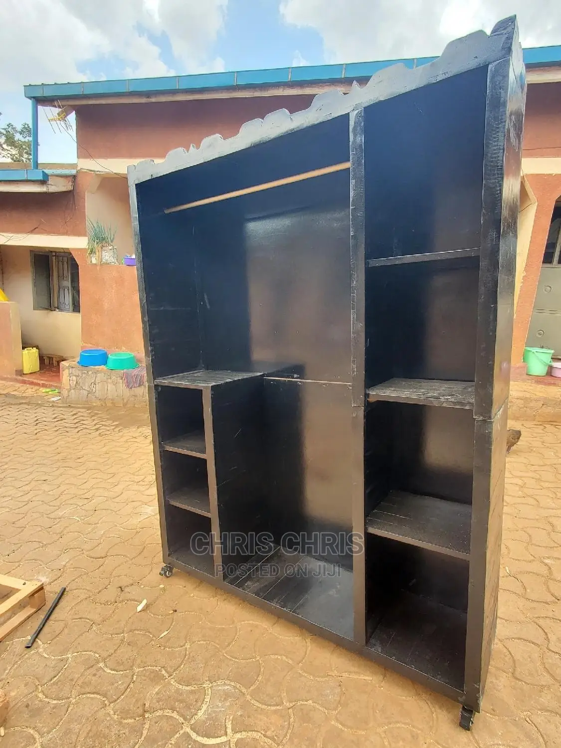 Pallet Wardrobes