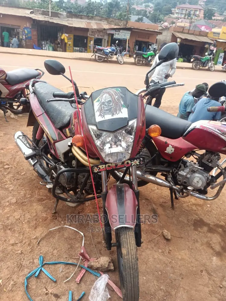 Mahindra Centuro 2018 Red