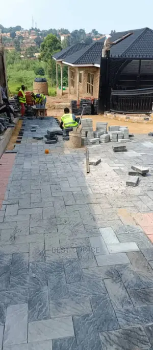Paver Laying Services for Beautiful Compounds