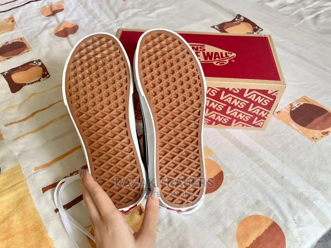 Brand New Vans Old Skool