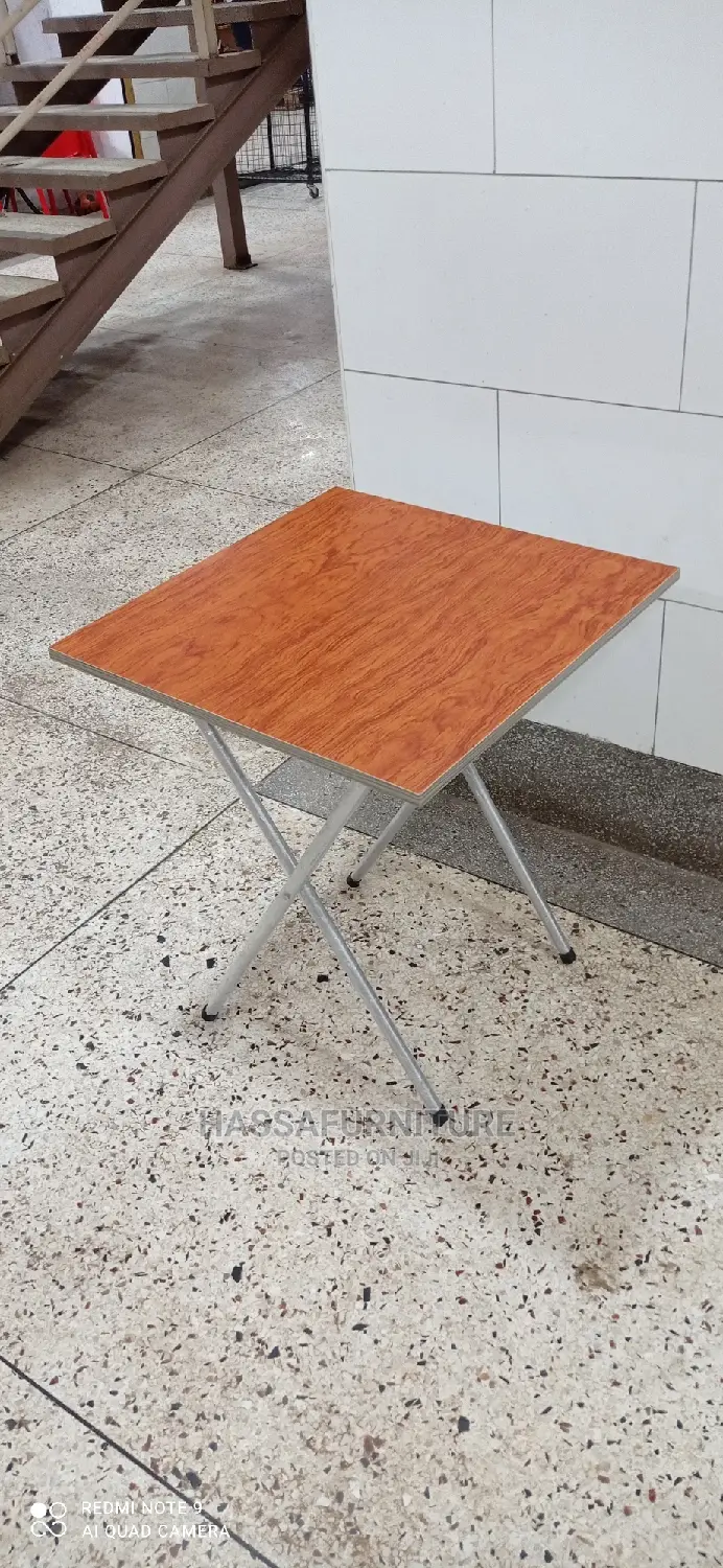 Foldable Reading Table