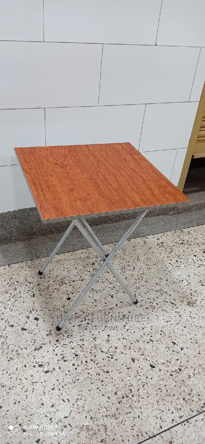 Foldable Reading Table