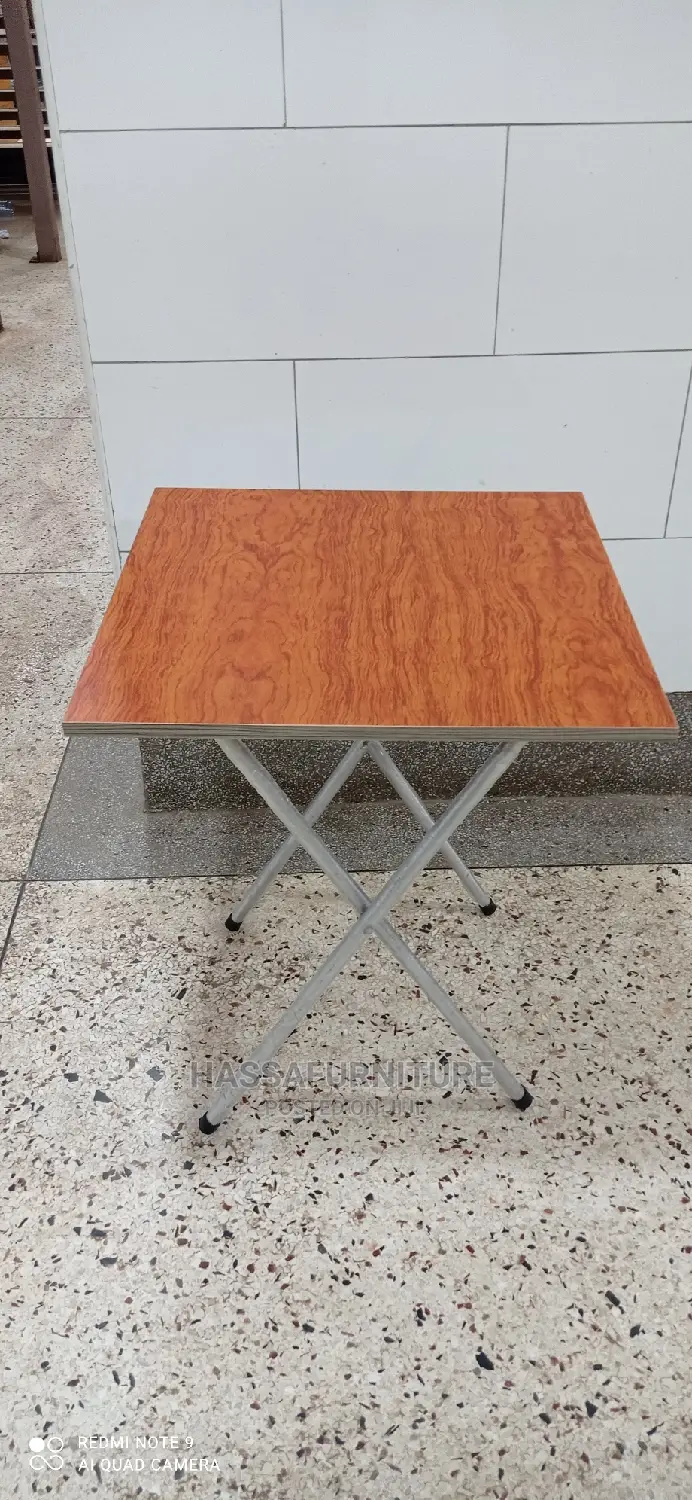 Foldable Reading Table
