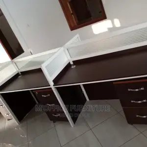 4-Seater Workstation