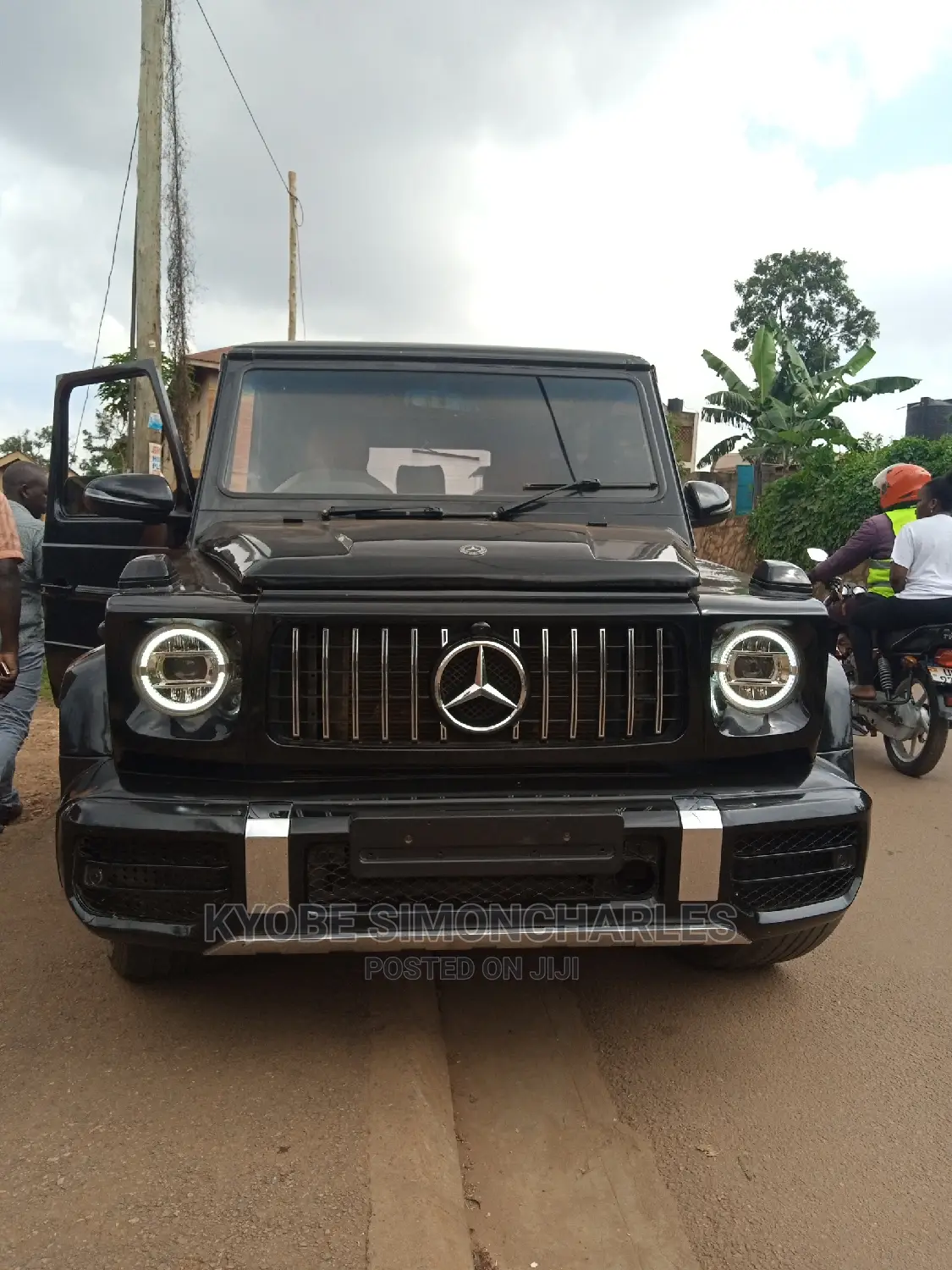 Benz G-Wagon (Cross-Country) for Hire.
