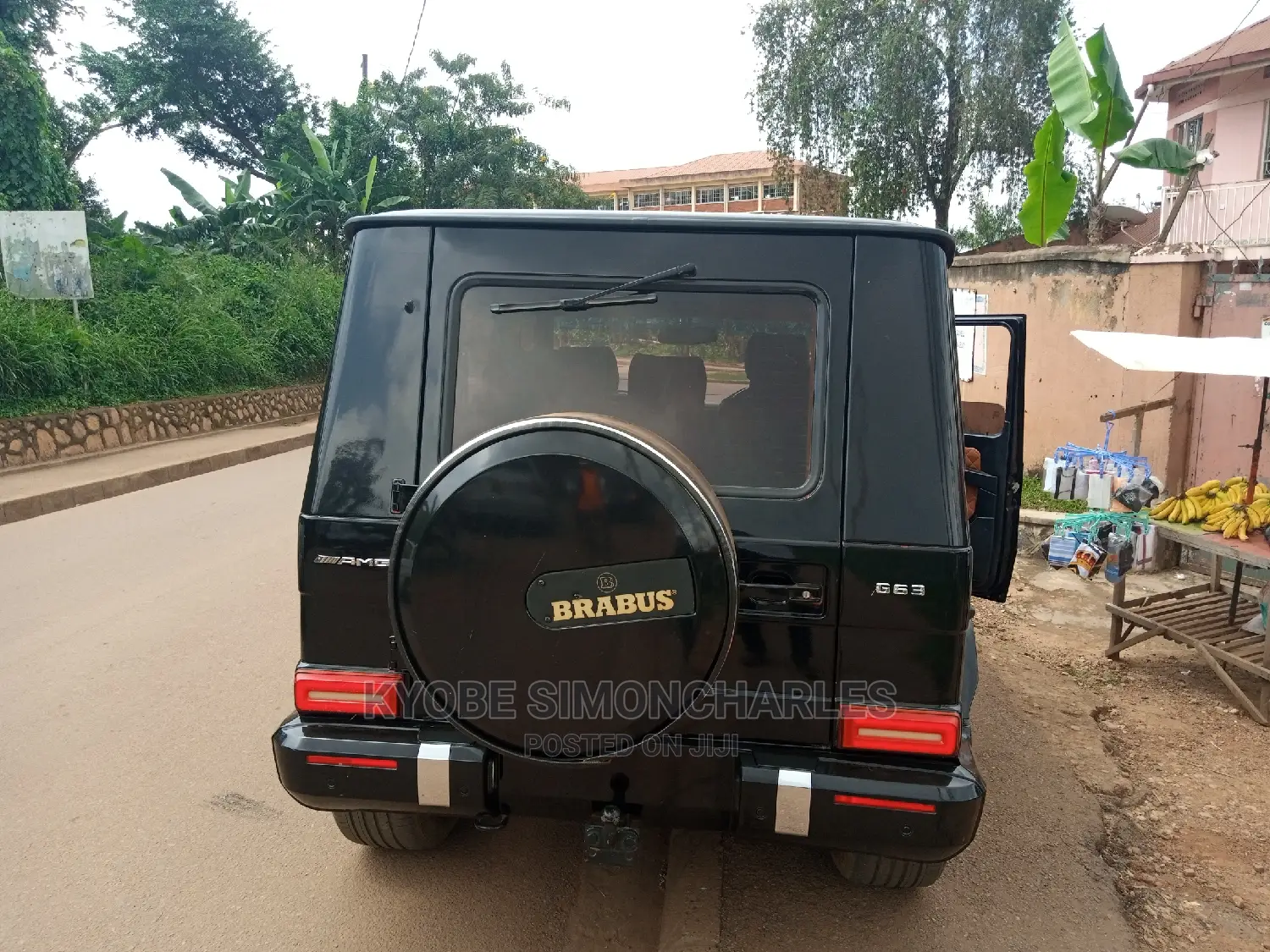 Benz G-Wagon (Cross-Country) for Hire.