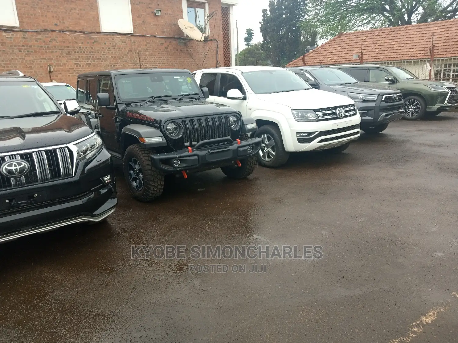 Benz G-Wagon (Cross-Country) for Hire.