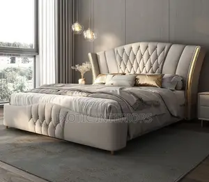 Bed/Light Gray Upholstered Tuffted Kingbed Call