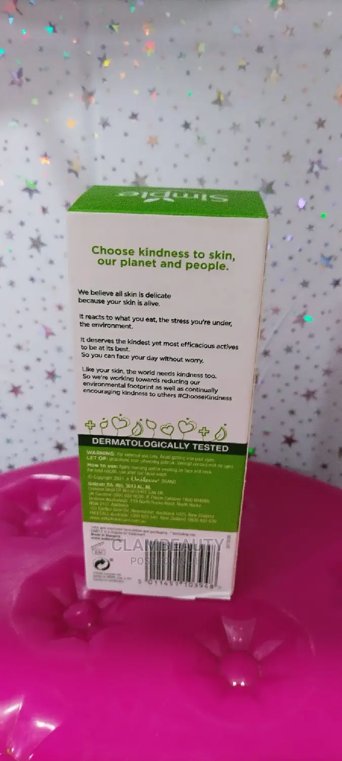 Simple Replenishing Rich Moisturizer for Sensitive Skin