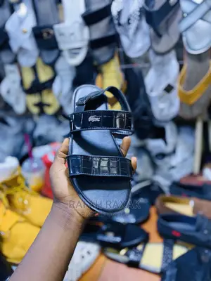 Classic Men’S Sandals