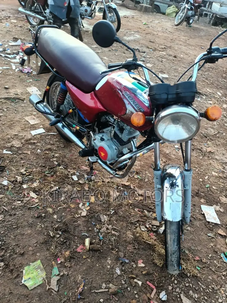 Bajaj Boxer 2019 Blue