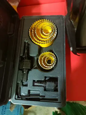 Holesaw Set Both Sizes