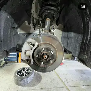 Photo - Toyota Camery Replacing Front Pad and Rotor
