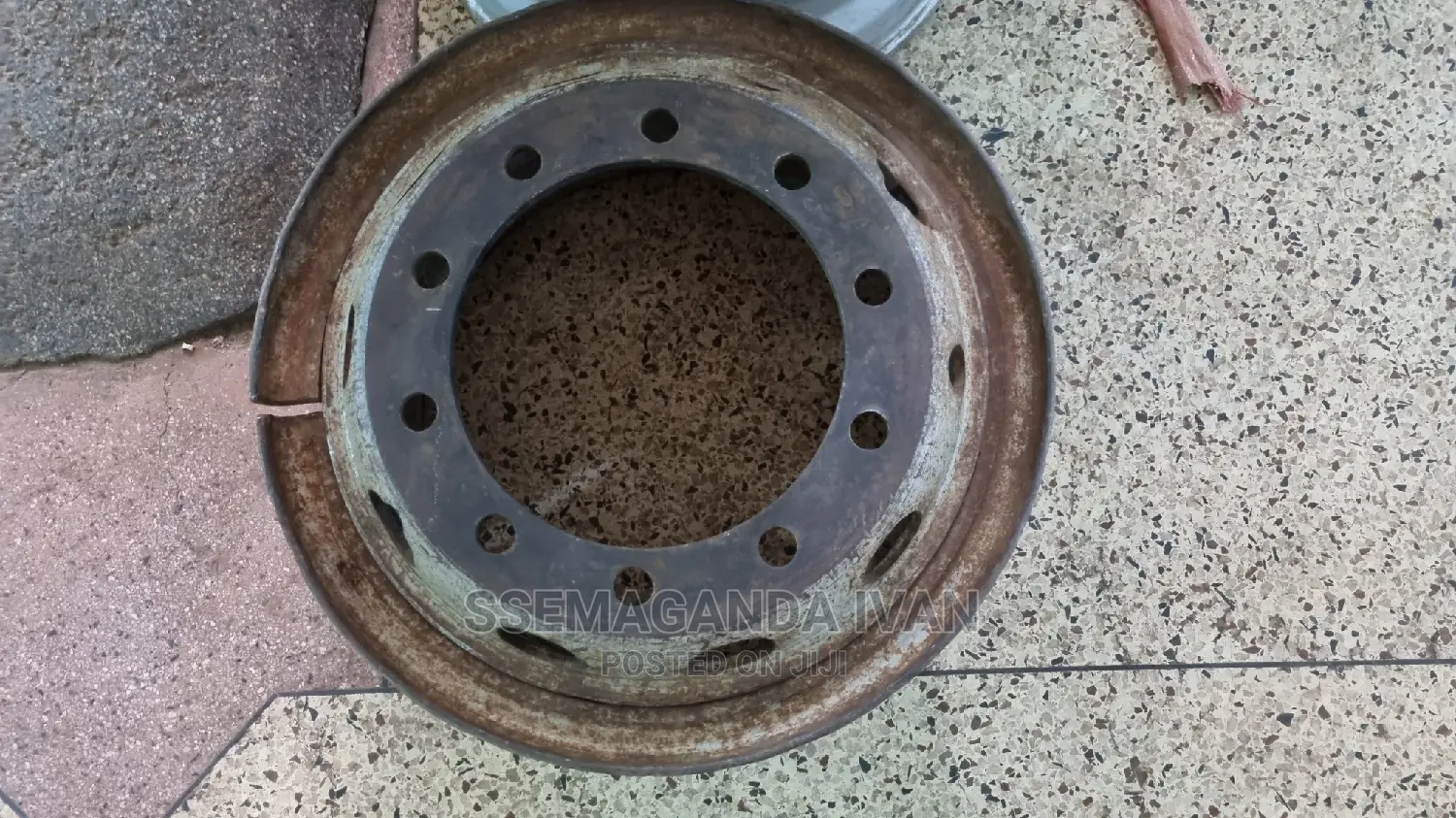 Sinotruck Rims 20