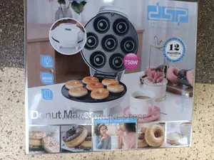 7 Pieces Donut Maker.