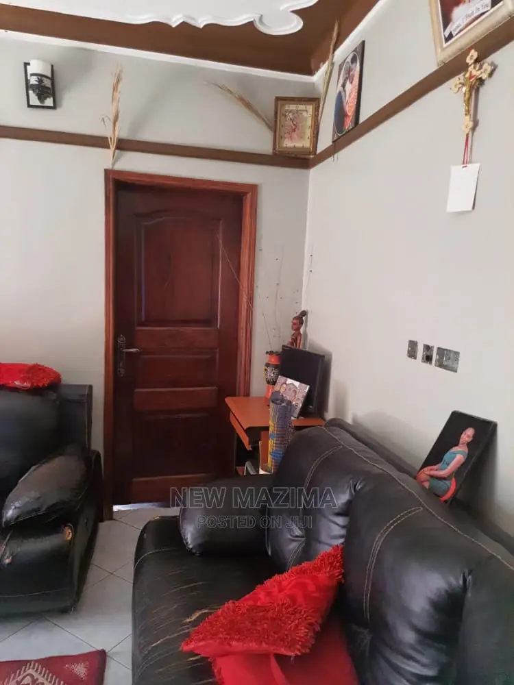 2bdrm House in Kibiri Gangu, Central Division for Sale