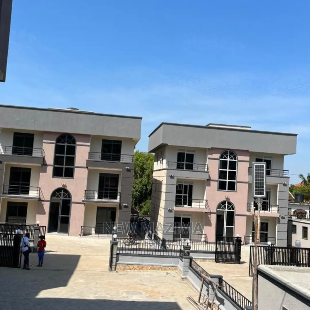 6bdrm Block of Flats in Muyenga Heights, Central Division for Sale