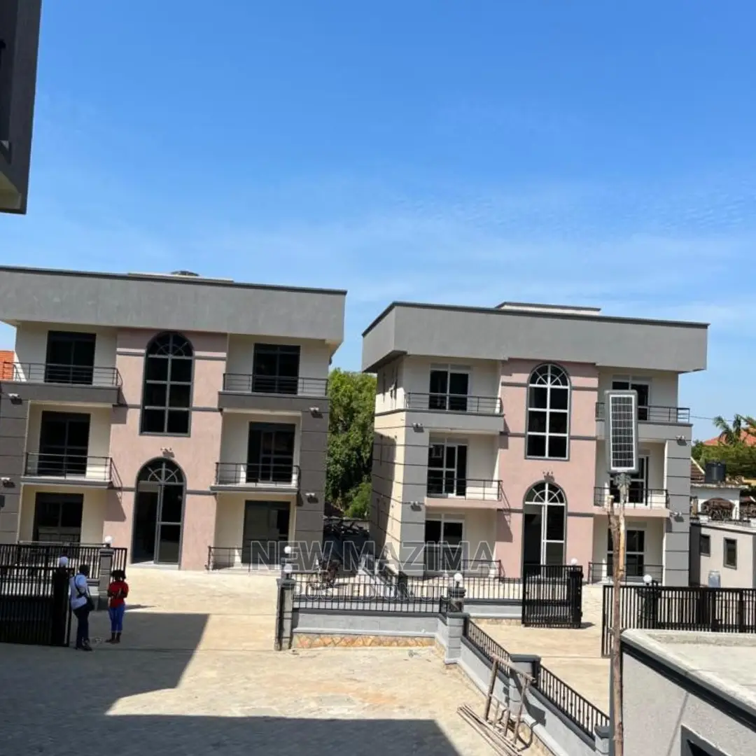 6bdrm Block of Flats in Muyenga Heights, Central Division for Sale