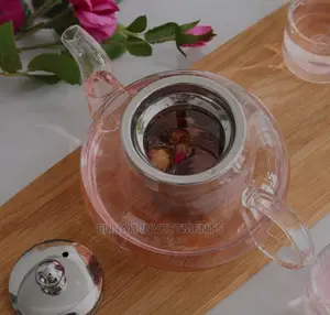 Clear Glass Tea Pot With Infuser