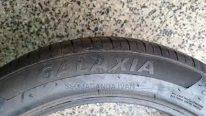 275/45r21galaxy