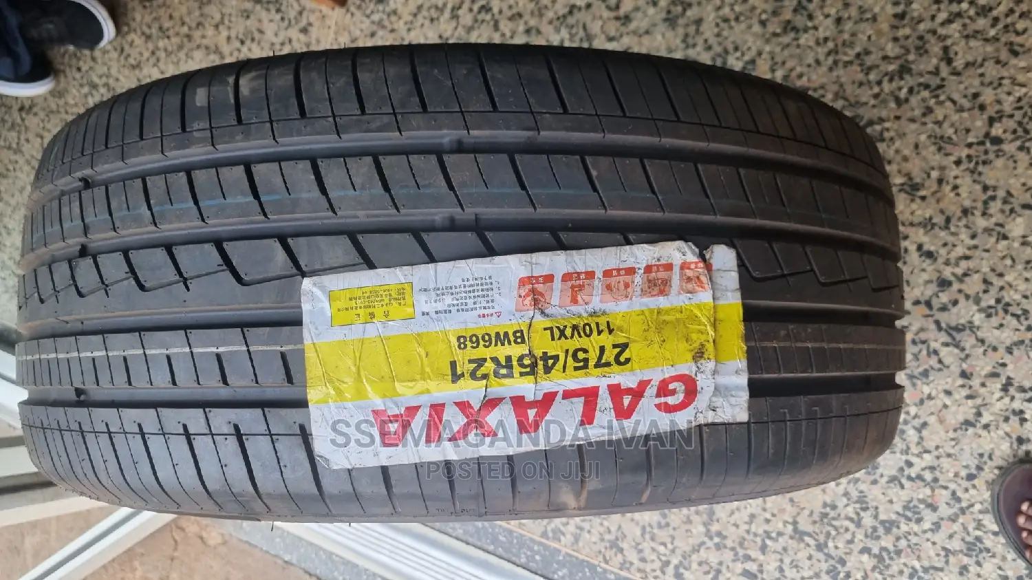 275/45r21galaxy