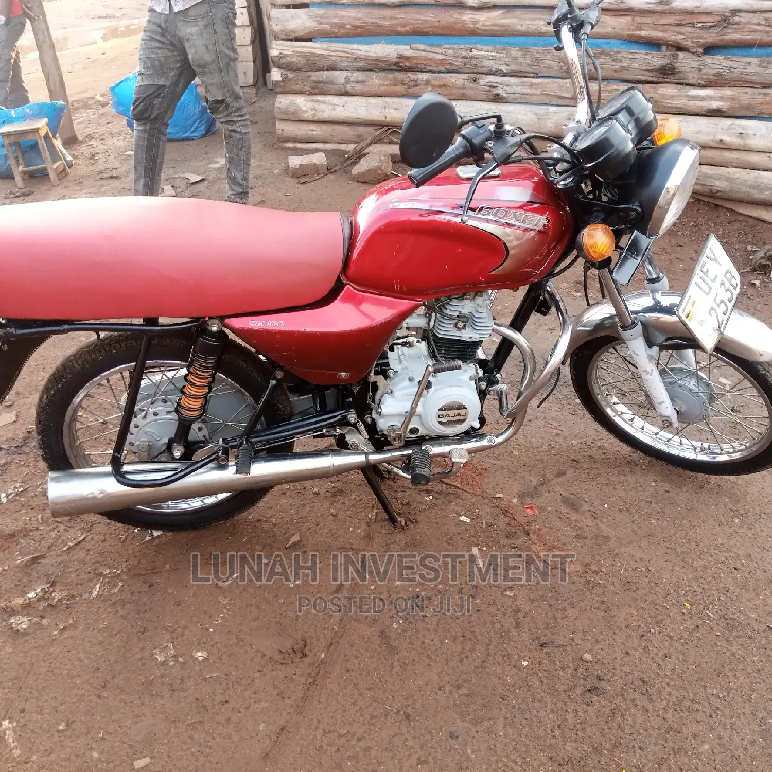 Bajaj Boxer 2023 Pink