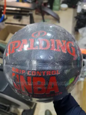 Spalding Basketball Original Size 7