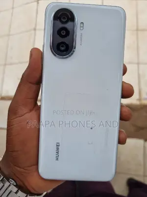 Huawei Nova Y70 128 GB White