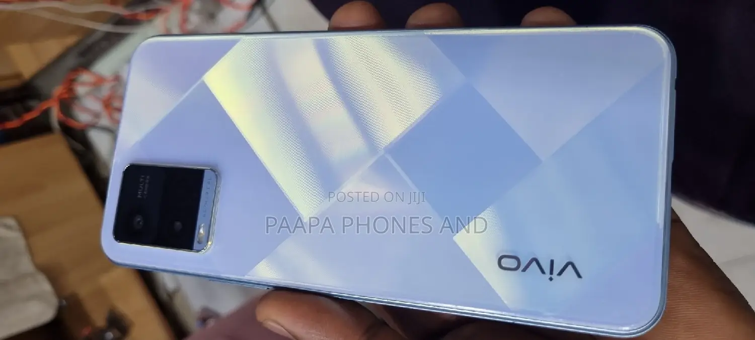 Vivo Y21 64 GB White