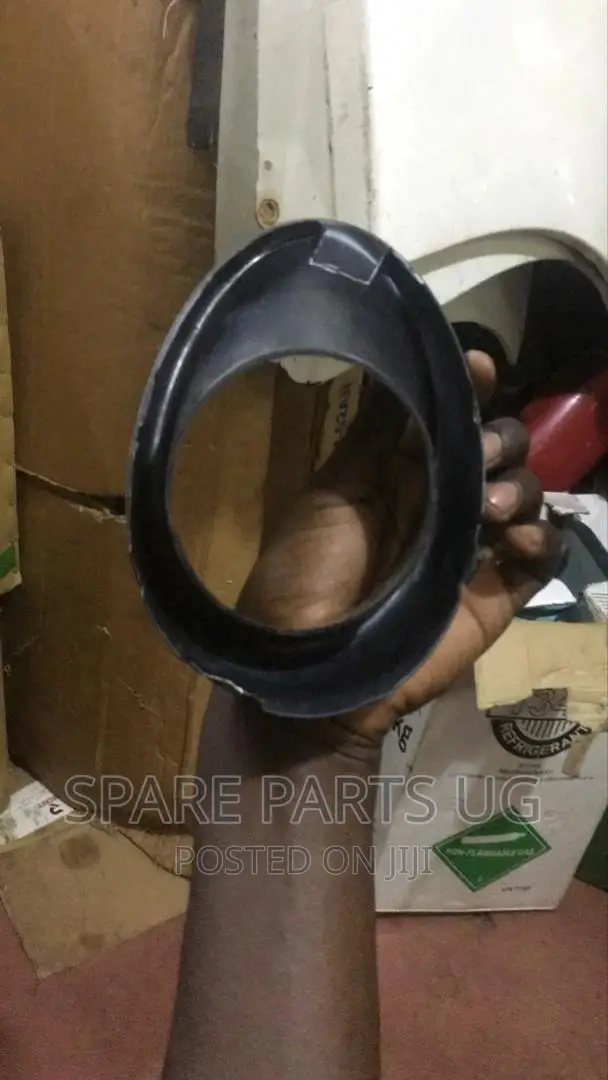 Toyota Vanguard Spotlight Cover