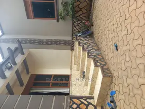 Furnished 3bdrm Villa in Kira for Sale