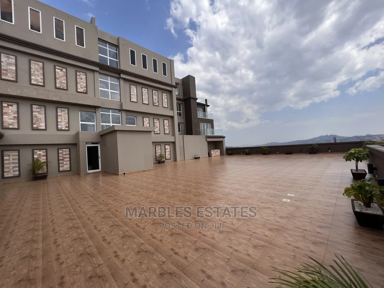 Furnished 4bdrm Apartment in Kololo, Central Division for Rent