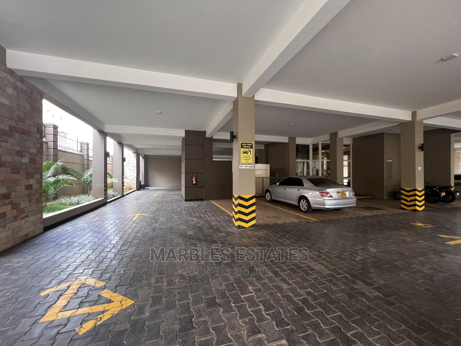 Furnished 4bdrm Apartment in Kololo, Central Division for Rent