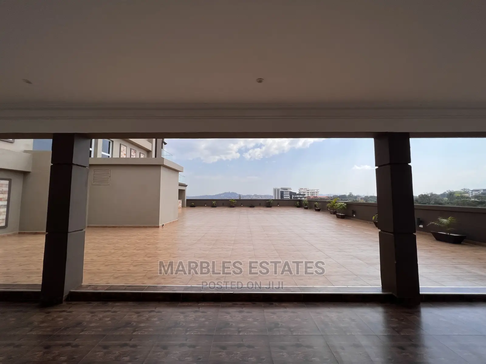 Furnished 4bdrm Apartment in Kololo, Central Division for Rent