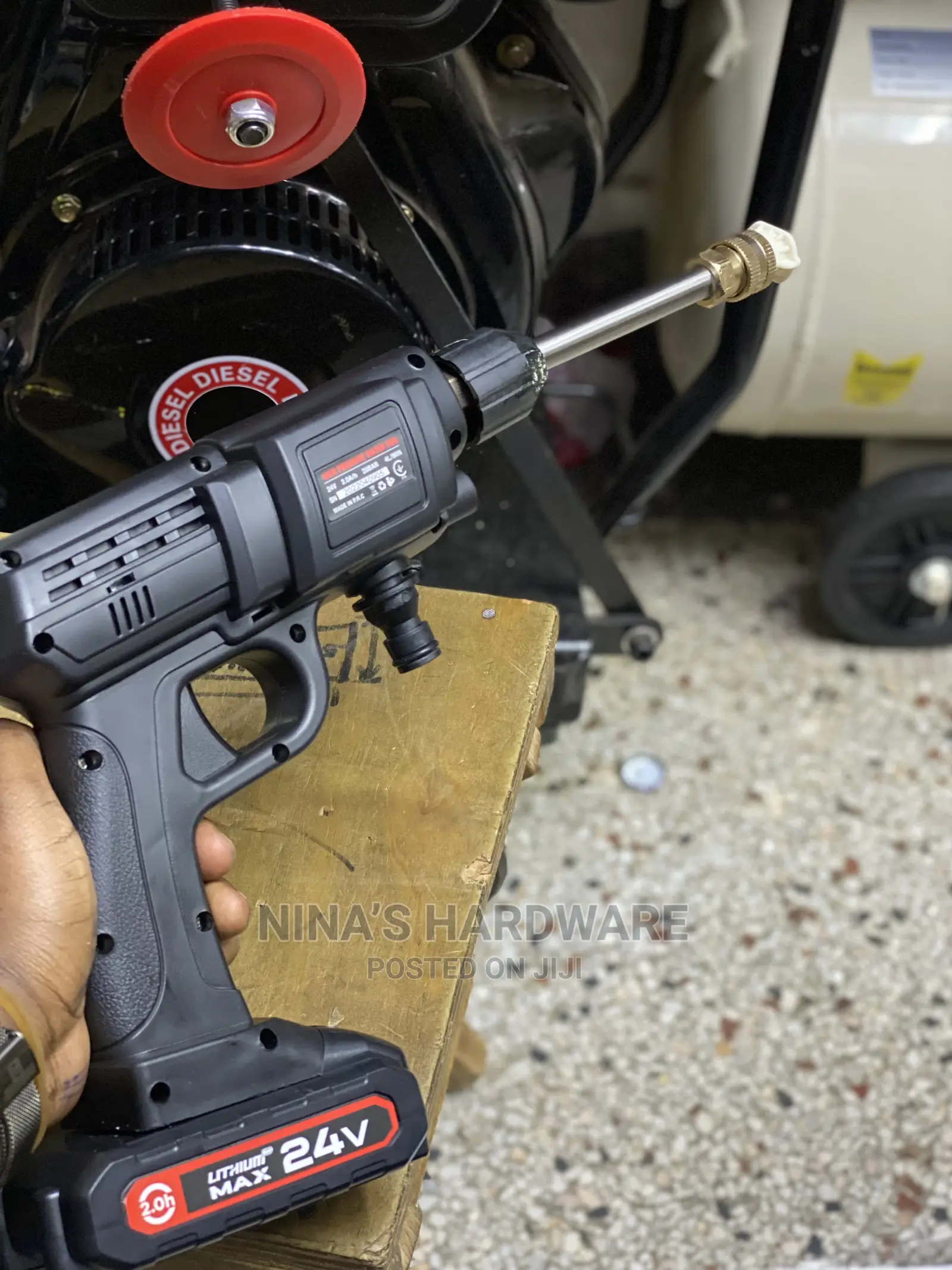 Cordless Pressure Washer Machine
