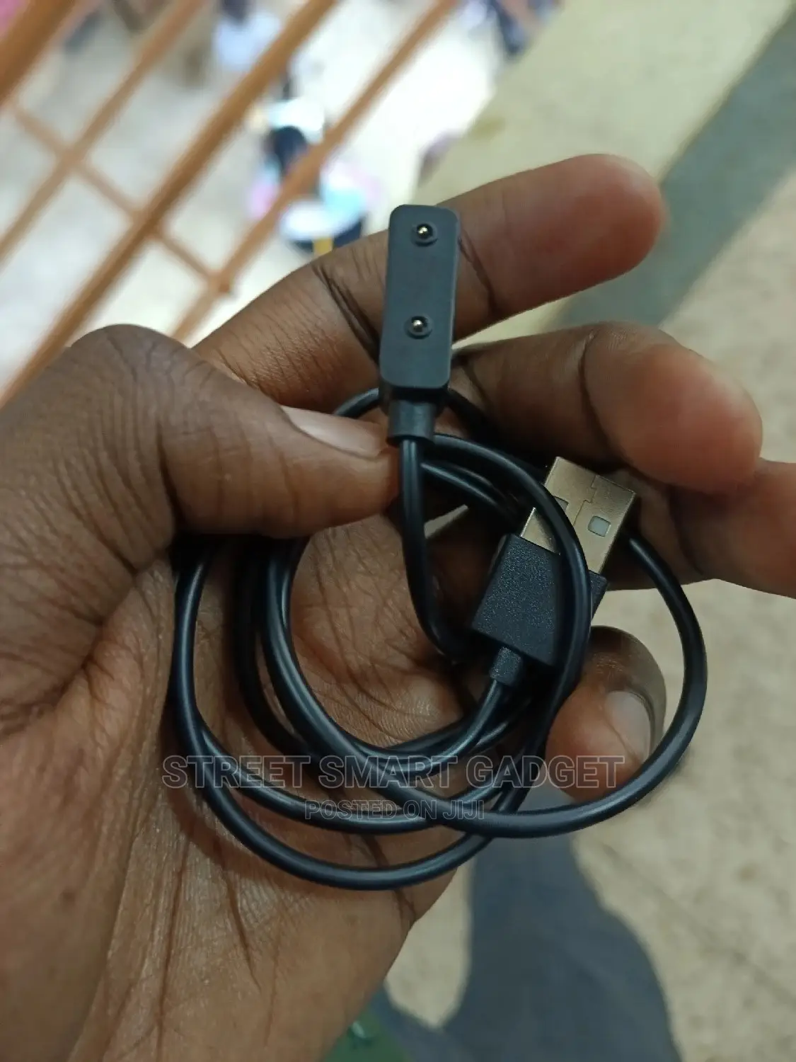 Huwaie Spear Smart Bracelet Charger