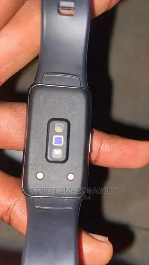 Huwaie Spear Smart Bracelet Charger
