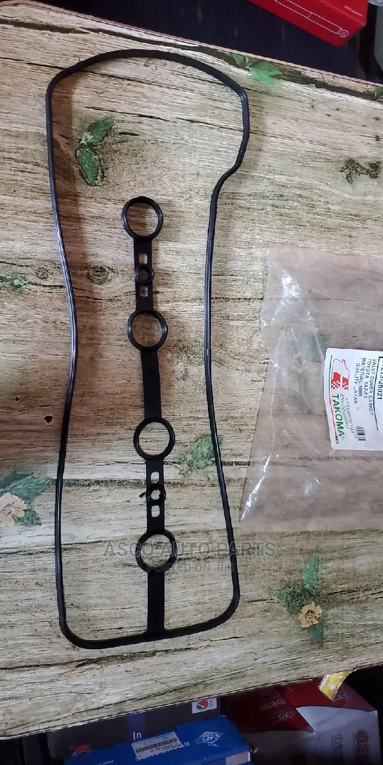 Engine Valve Cover Gasket Seal for 1az-Fe Engine Type