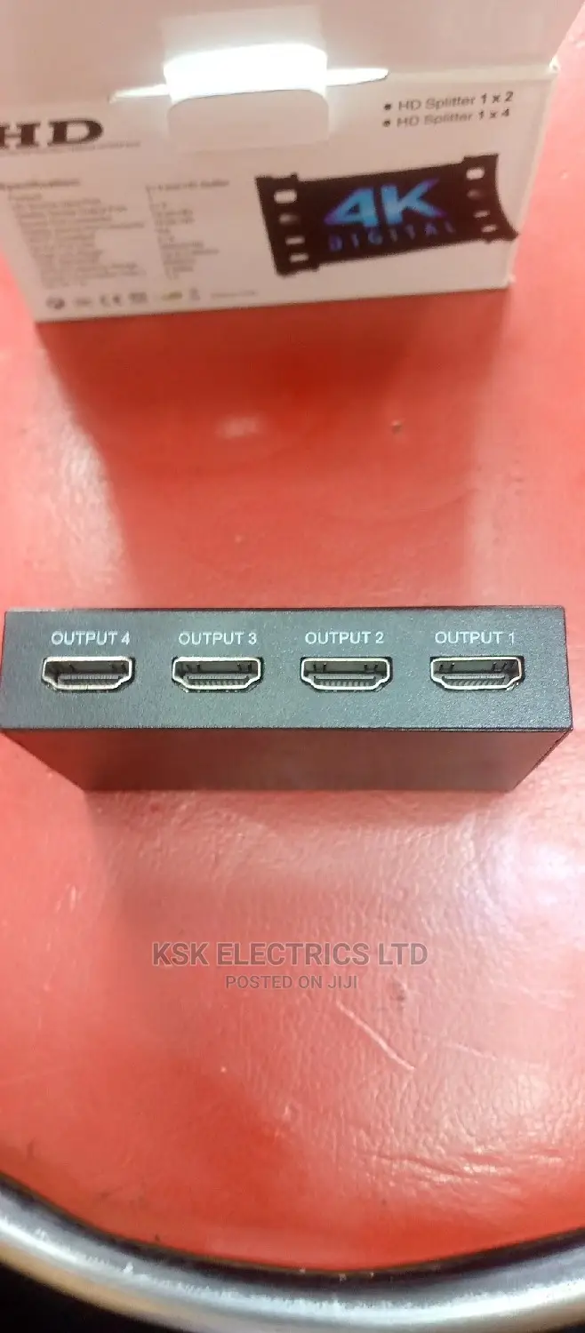 1x4 HDTV Splitter