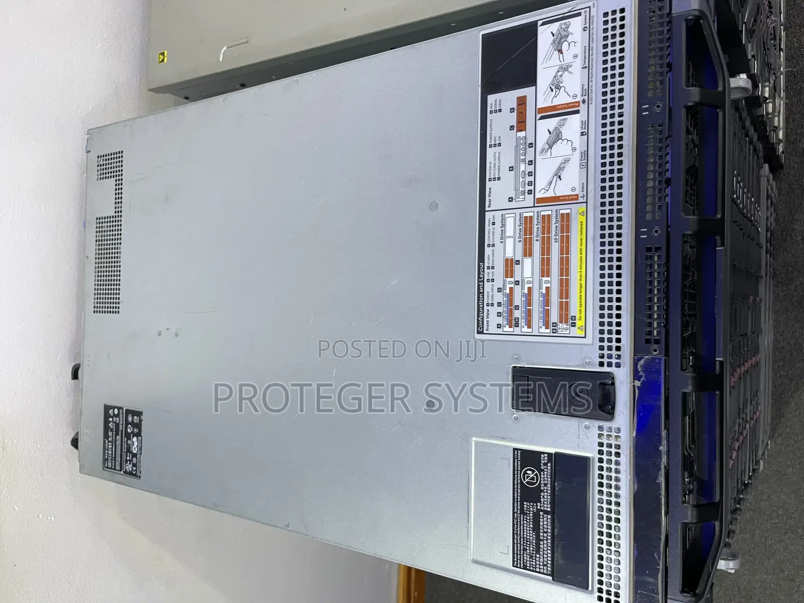 Server Dell PowerEdge R620 32GB Intel Xeon HDD+SSD 640GB